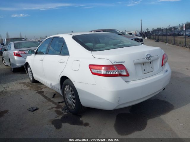 Photo 2 VIN: 4T1BF3EK6BU636321 - TOYOTA CAMRY 