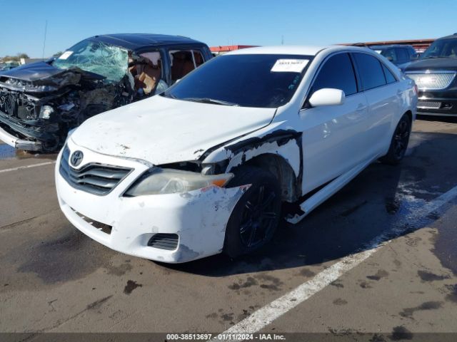 Photo 1 VIN: 4T1BF3EK6BU637310 - TOYOTA CAMRY 