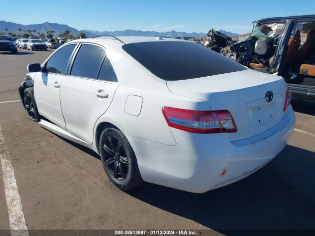 Photo 2 VIN: 4T1BF3EK6BU637310 - TOYOTA CAMRY 