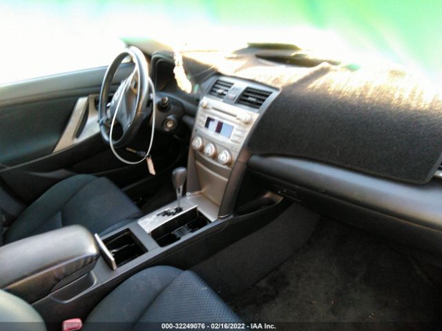 Photo 4 VIN: 4T1BF3EK6BU661526 - TOYOTA CAMRY 