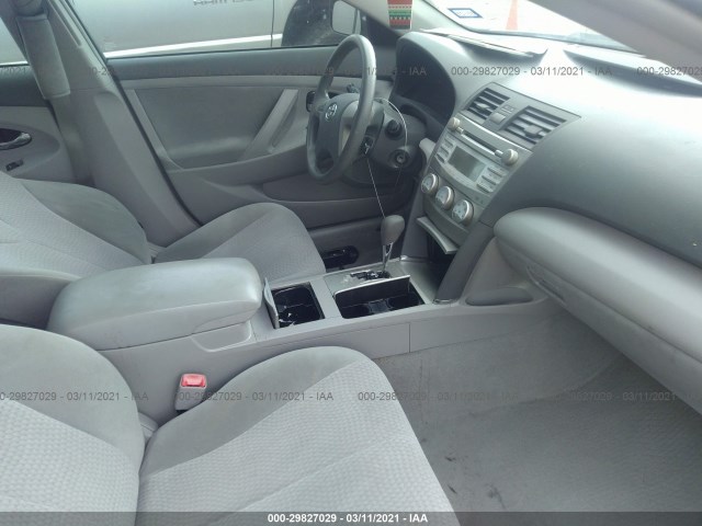 Photo 4 VIN: 4T1BF3EK6BU738685 - TOYOTA CAMRY 