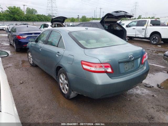 Photo 2 VIN: 4T1BF3EK6BU743157 - TOYOTA CAMRY 