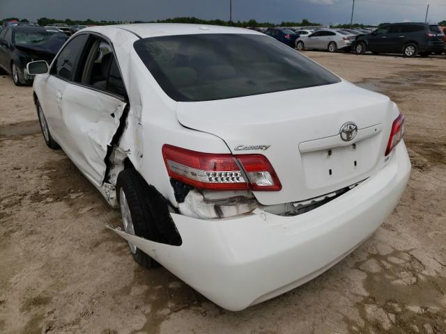 Photo 2 VIN: 4T1BF3EK6BU772402 - TOYOTA CAMRY BASE 