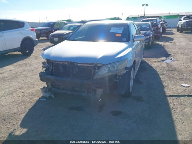 Photo 5 VIN: 4T1BF3EK7AU003910 - TOYOTA CAMRY 