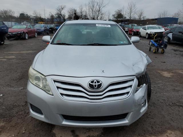 Photo 4 VIN: 4T1BF3EK7AU070782 - TOYOTA CAMRY 