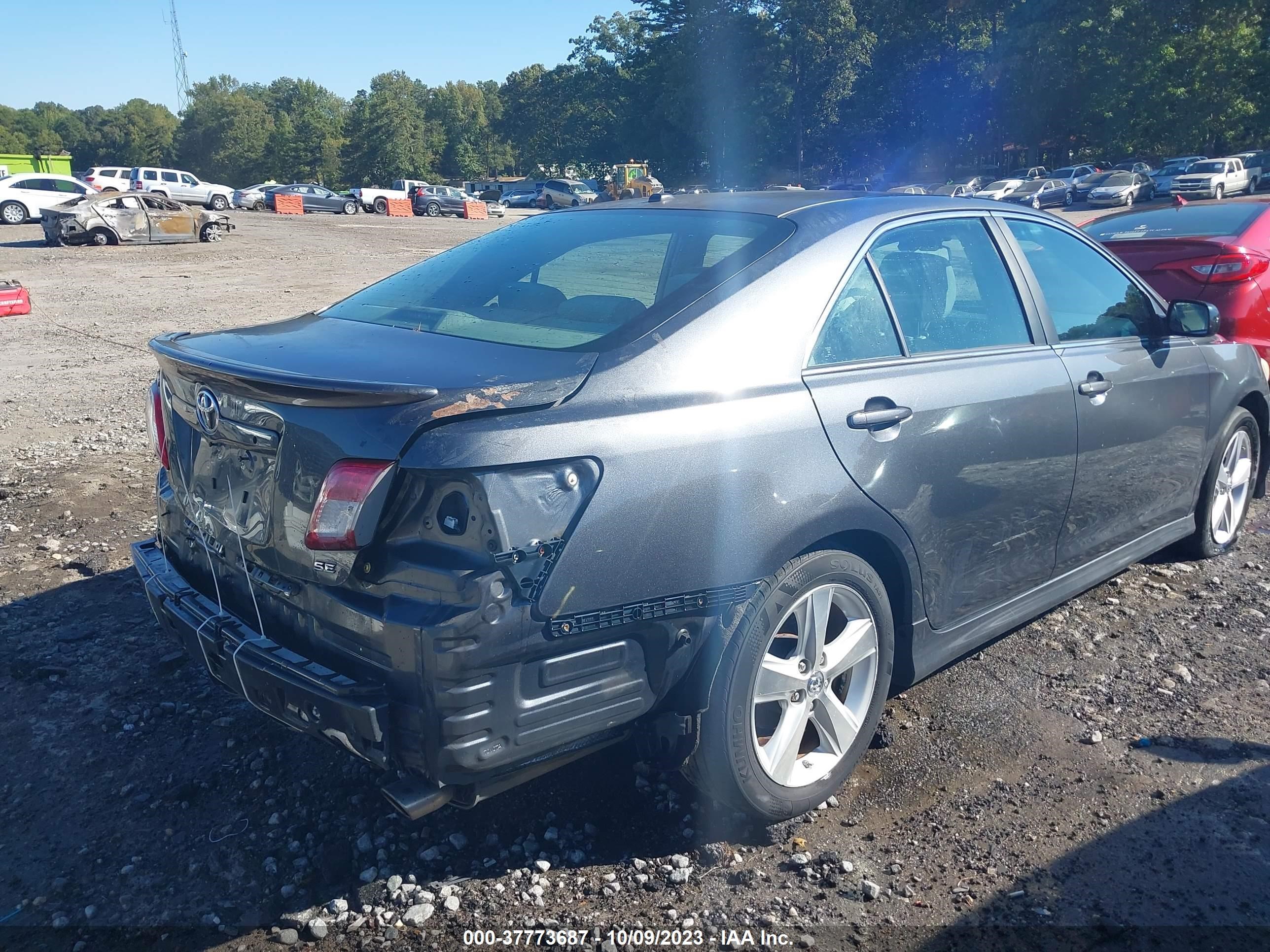 Photo 5 VIN: 4T1BF3EK7AU094872 - TOYOTA CAMRY 