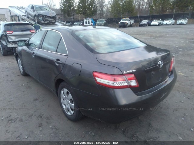 Photo 2 VIN: 4T1BF3EK7AU099876 - TOYOTA CAMRY 