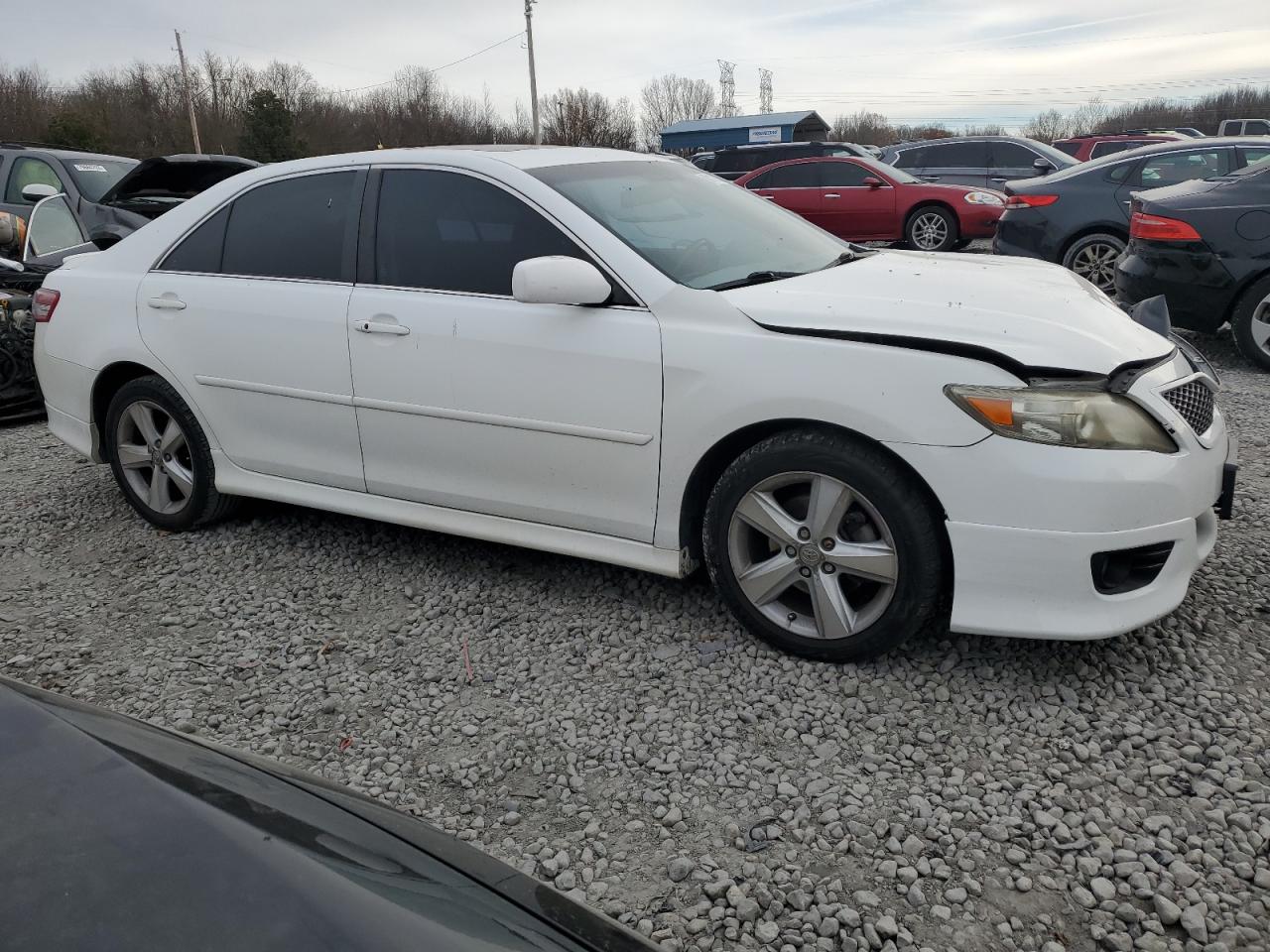 Photo 3 VIN: 4T1BF3EK7AU519233 - TOYOTA CAMRY 