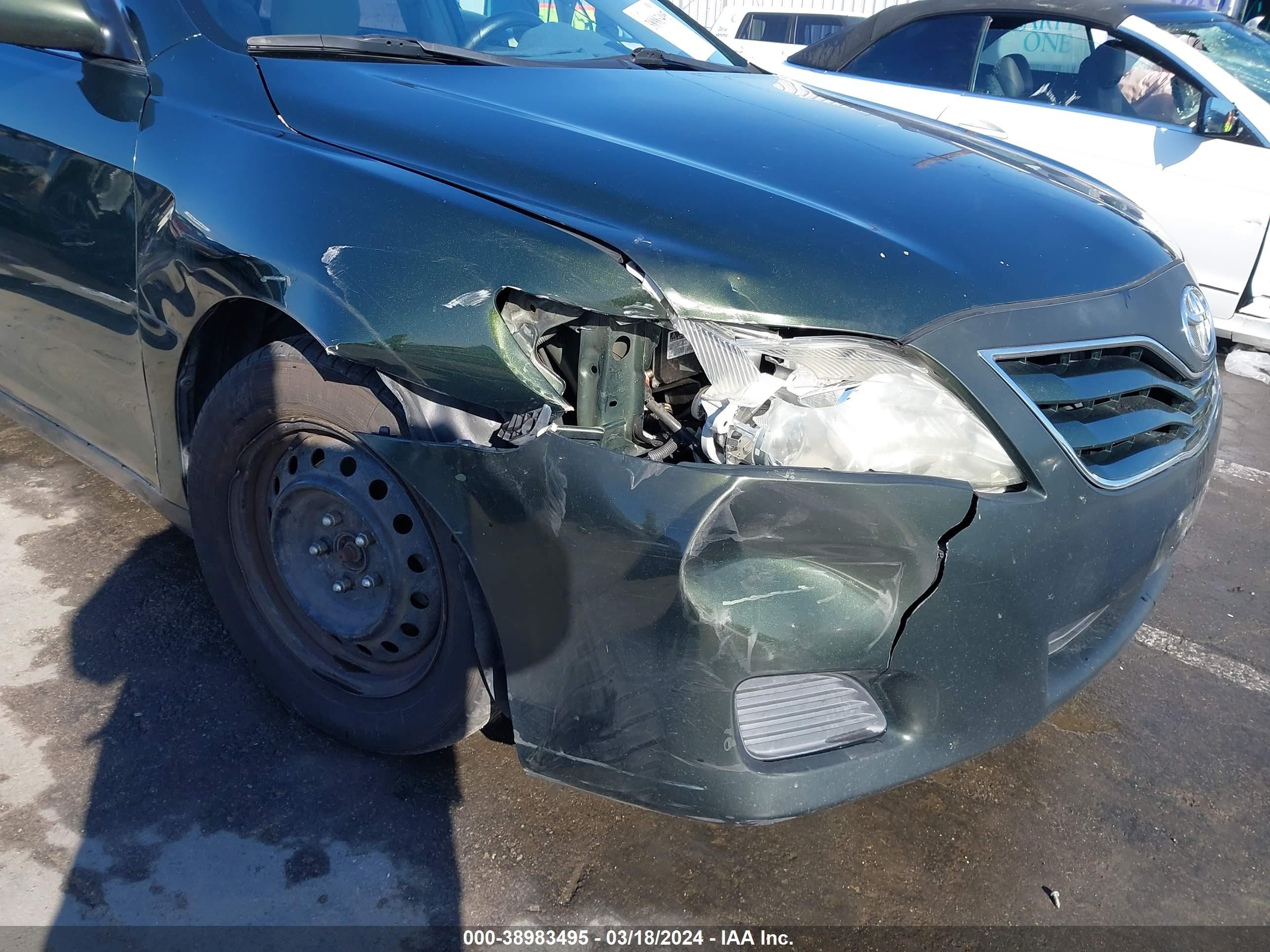 Photo 5 VIN: 4T1BF3EK7AU525257 - TOYOTA CAMRY 