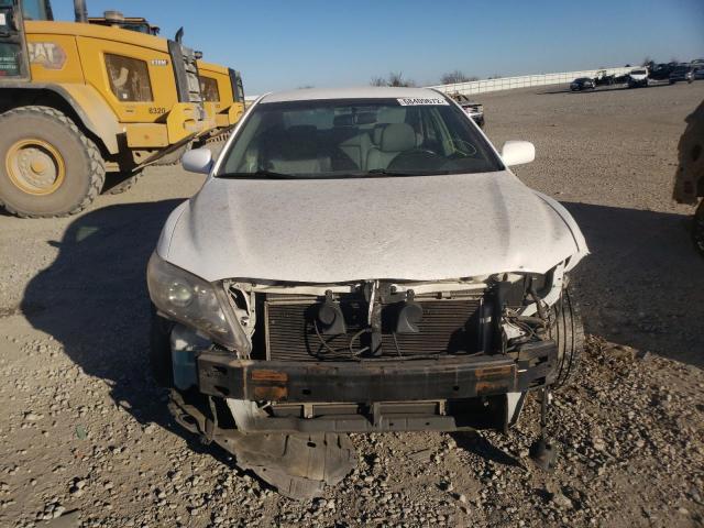 Photo 4 VIN: 4T1BF3EK7AU553009 - TOYOTA CAMRY BASE 