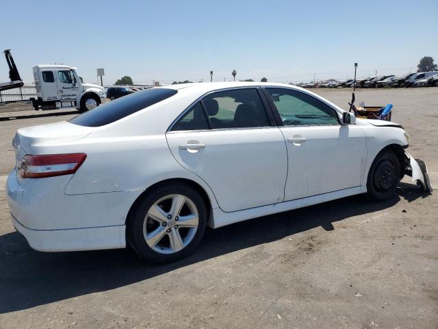 Photo 2 VIN: 4T1BF3EK7AU553981 - TOYOTA CAMRY BASE 