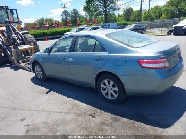 Photo 2 VIN: 4T1BF3EK7AU559540 - TOYOTA CAMRY 