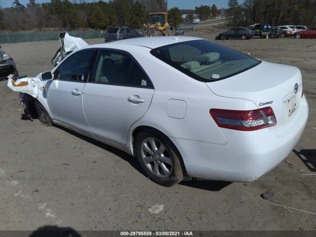 Photo 2 VIN: 4T1BF3EK7AU560333 - TOYOTA CAMRY 