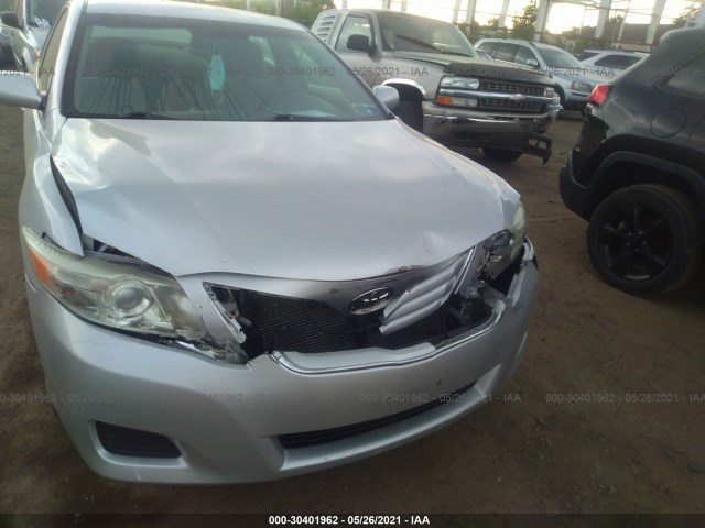 Photo 5 VIN: 4T1BF3EK7AU562650 - TOYOTA CAMRY 