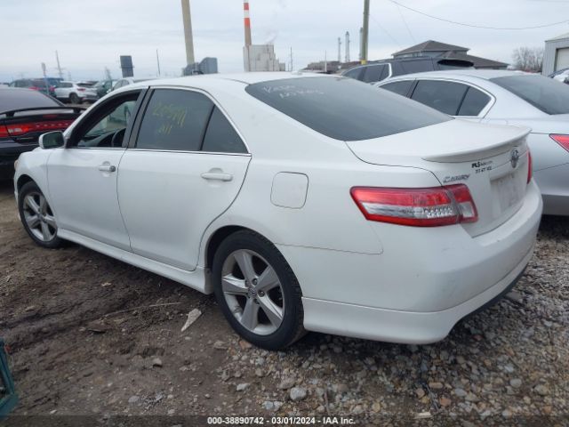 Photo 2 VIN: 4T1BF3EK7AU565922 - TOYOTA CAMRY 