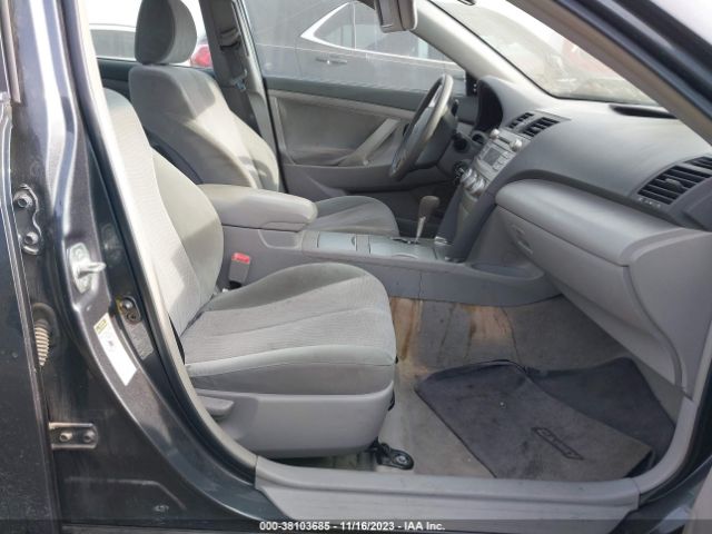 Photo 4 VIN: 4T1BF3EK7BU121022 - TOYOTA CAMRY 