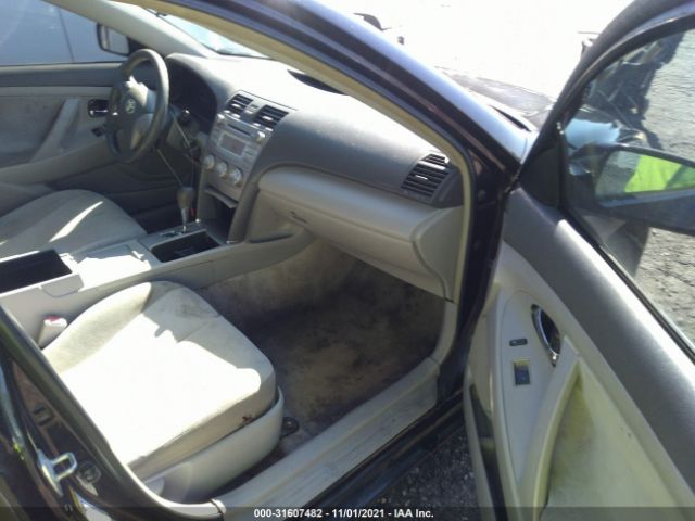 Photo 4 VIN: 4T1BF3EK7BU126737 - TOYOTA CAMRY 