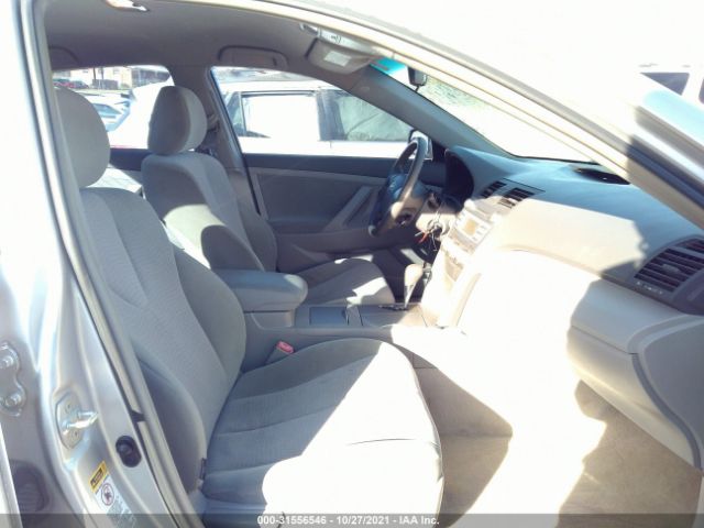 Photo 4 VIN: 4T1BF3EK7BU132392 - TOYOTA CAMRY 