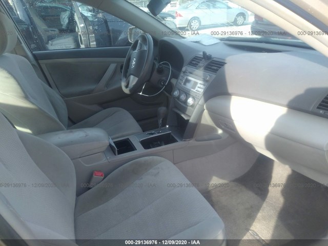 Photo 4 VIN: 4T1BF3EK7BU143456 - TOYOTA CAMRY 