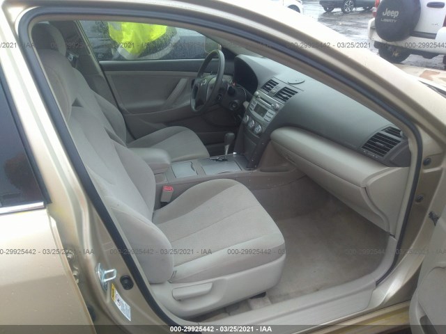 Photo 4 VIN: 4T1BF3EK7BU170561 - TOYOTA CAMRY 