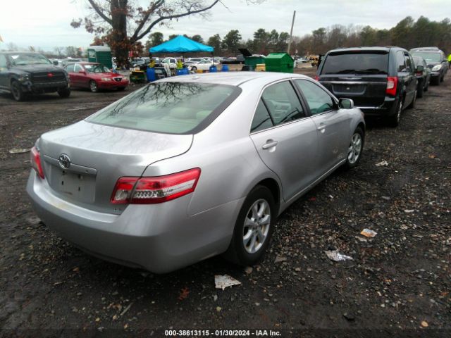 Photo 3 VIN: 4T1BF3EK7BU171175 - TOYOTA CAMRY 