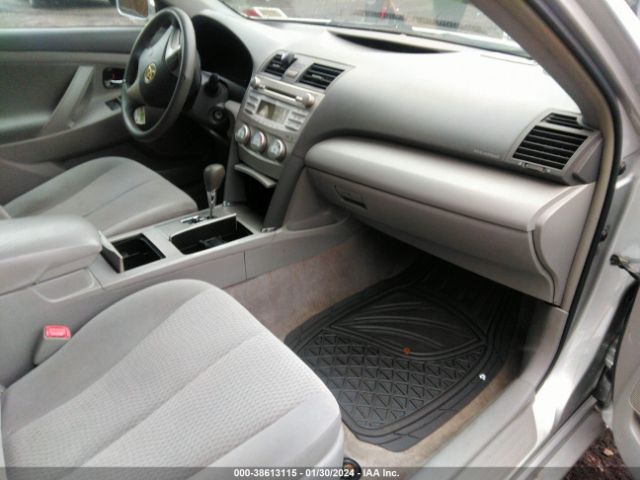 Photo 4 VIN: 4T1BF3EK7BU171175 - TOYOTA CAMRY 