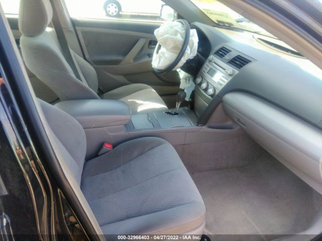 Photo 4 VIN: 4T1BF3EK7BU183326 - TOYOTA CAMRY 