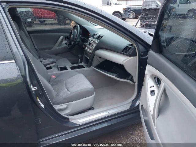 Photo 4 VIN: 4T1BF3EK7BU189207 - TOYOTA CAMRY 