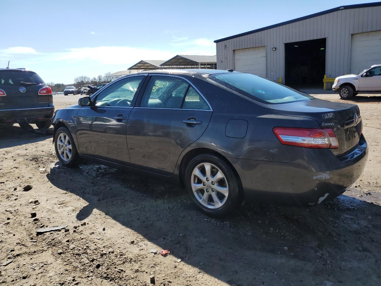 Photo 1 VIN: 4T1BF3EK7BU604882 - TOYOTA CAMRY 