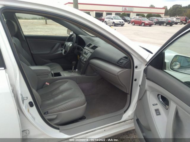 Photo 4 VIN: 4T1BF3EK7BU610830 - TOYOTA CAMRY 