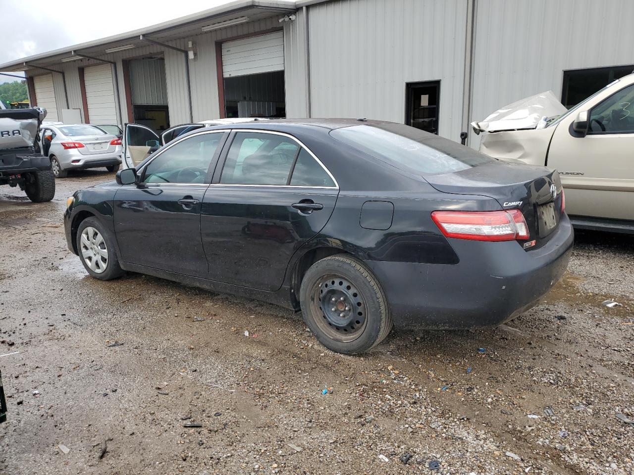 Photo 1 VIN: 4T1BF3EK7BU661616 - TOYOTA CAMRY 