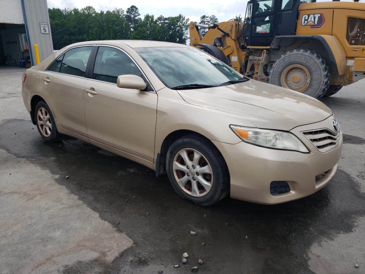 Photo 3 VIN: 4T1BF3EK7BU667528 - TOYOTA CAMRY 