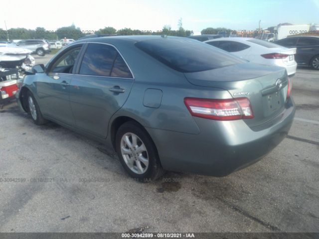 Photo 2 VIN: 4T1BF3EK7BU682174 - TOYOTA CAMRY 