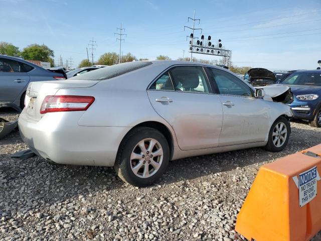 Photo 2 VIN: 4T1BF3EK7BU697886 - TOYOTA CAMRY 