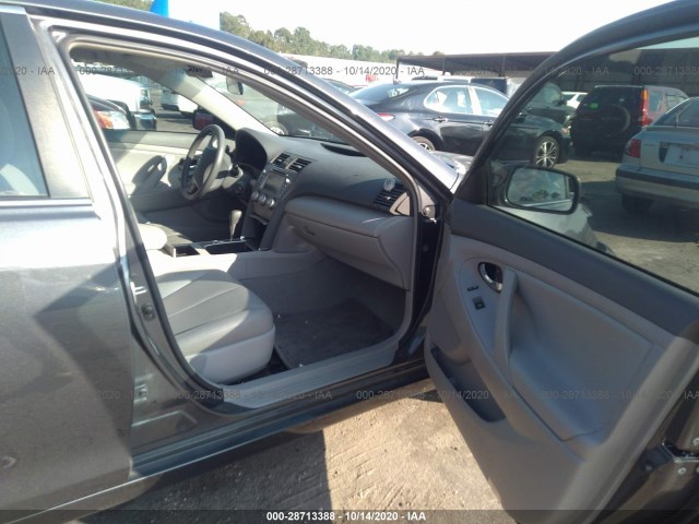 Photo 4 VIN: 4T1BF3EK7BU705372 - TOYOTA CAMRY 