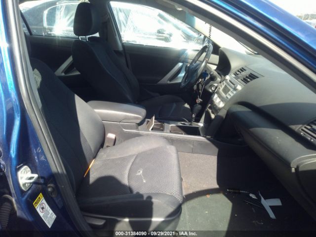 Photo 4 VIN: 4T1BF3EK7BU748593 - TOYOTA CAMRY 