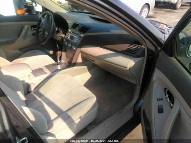 Photo 4 VIN: 4T1BF3EK8AU006654 - TOYOTA CAMRY 