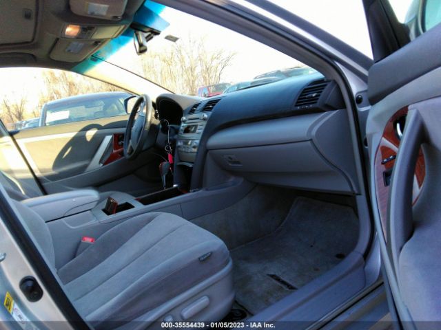 Photo 4 VIN: 4T1BF3EK8AU007660 - TOYOTA CAMRY 