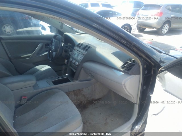 Photo 4 VIN: 4T1BF3EK8AU021588 - TOYOTA CAMRY 