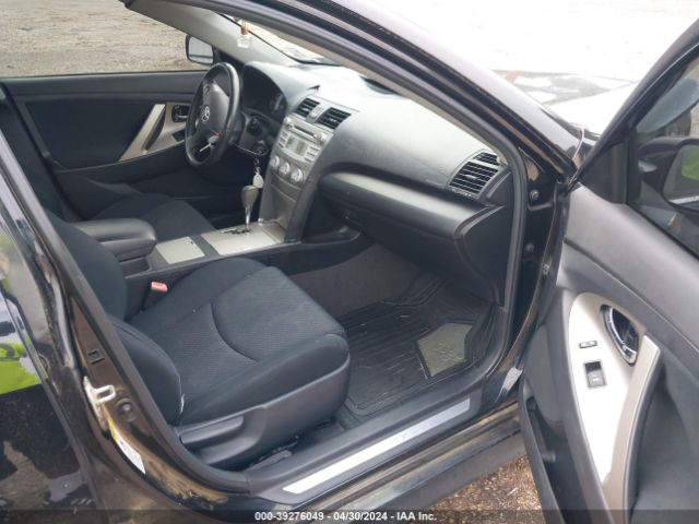 Photo 4 VIN: 4T1BF3EK8AU023423 - TOYOTA CAMRY 