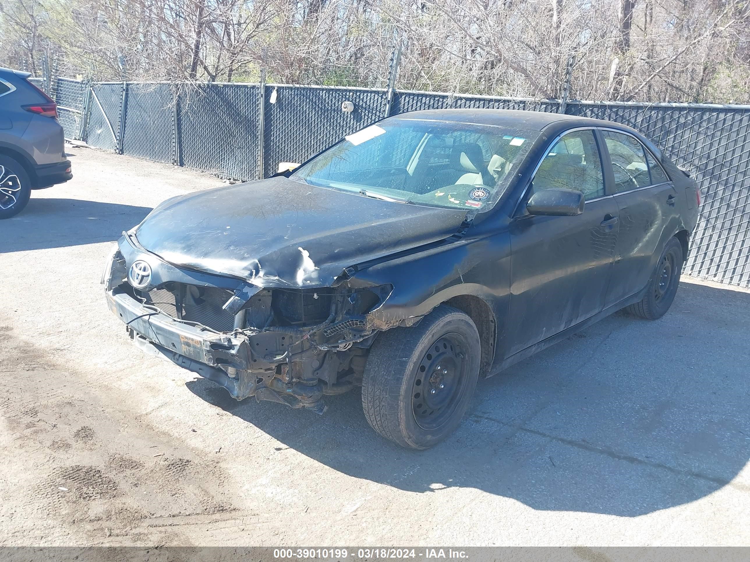 Photo 1 VIN: 4T1BF3EK8AU029318 - TOYOTA CAMRY 