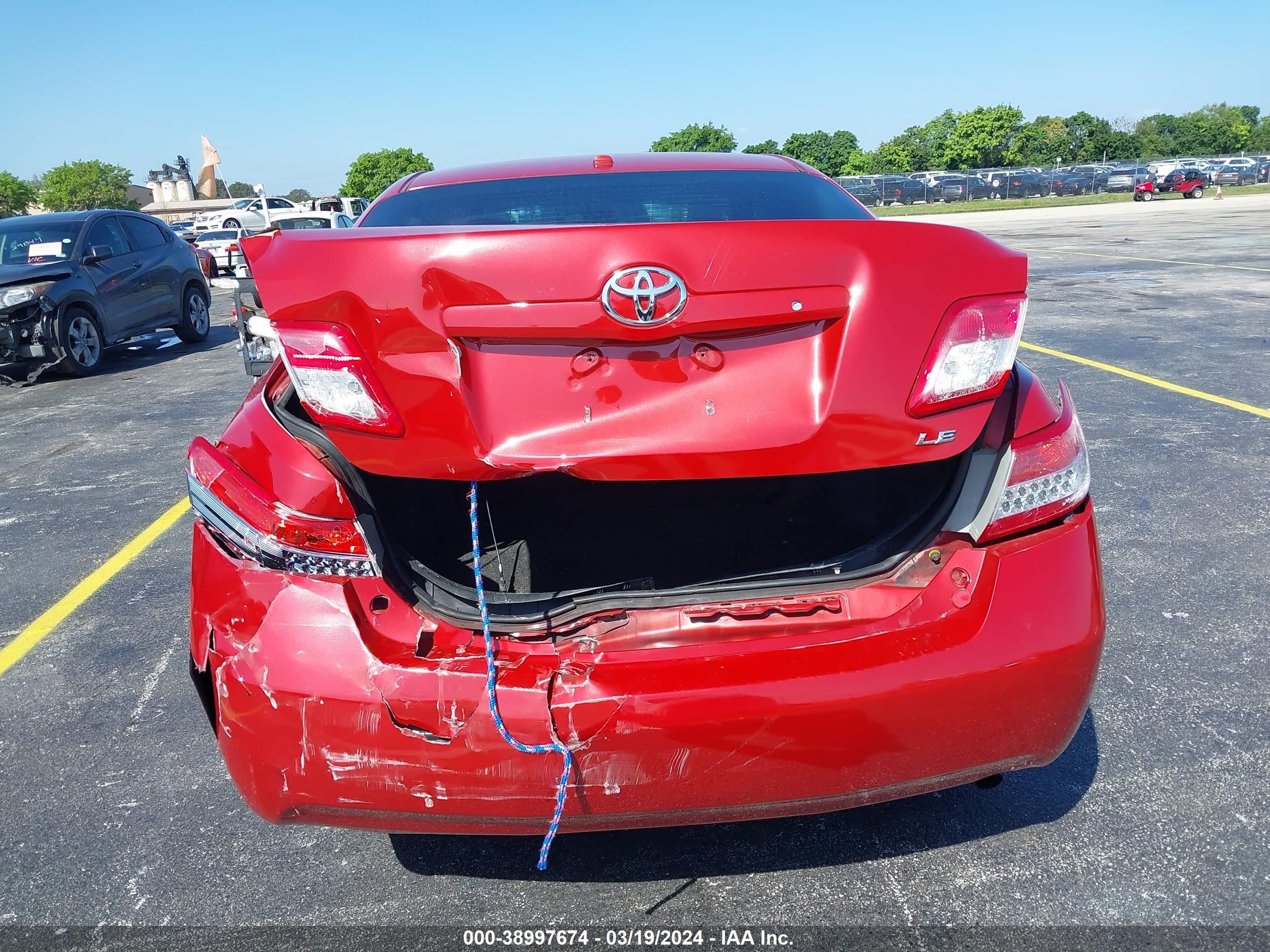 Photo 5 VIN: 4T1BF3EK8AU039007 - TOYOTA CAMRY 