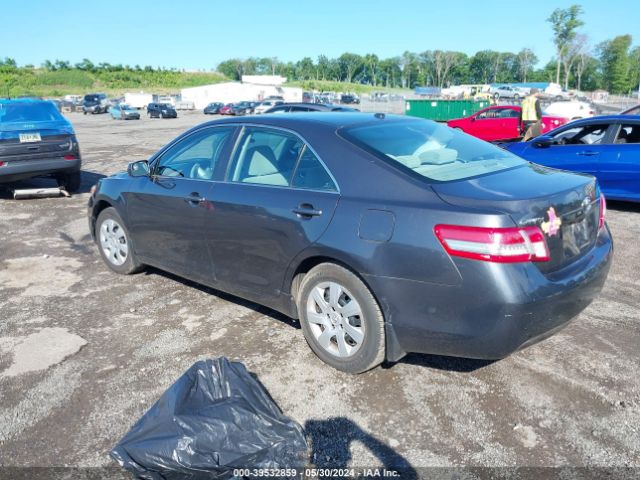 Photo 2 VIN: 4T1BF3EK8AU094959 - TOYOTA CAMRY 