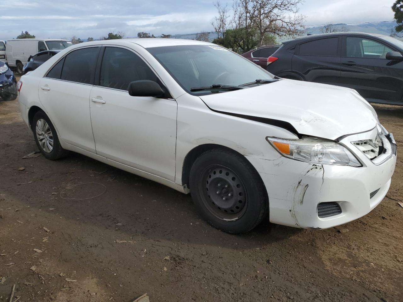 Photo 3 VIN: 4T1BF3EK8AU512419 - TOYOTA CAMRY 