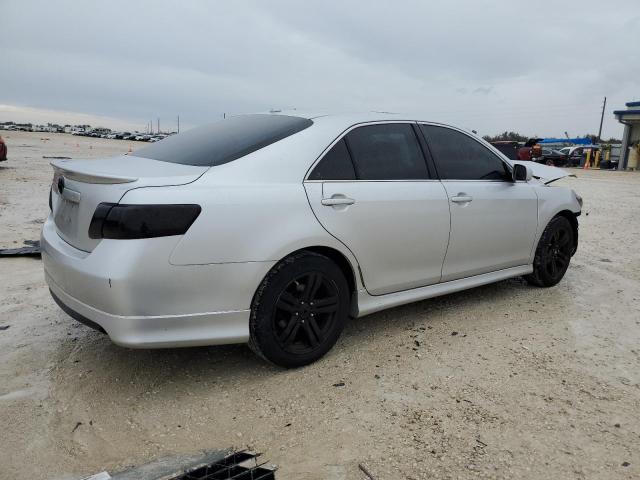 Photo 2 VIN: 4T1BF3EK8AU518785 - TOYOTA CAMRY 