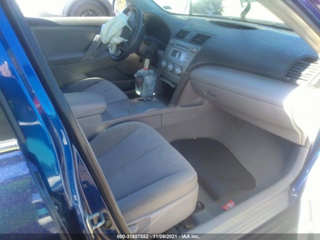 Photo 4 VIN: 4T1BF3EK8AU527888 - TOYOTA CAMRY 