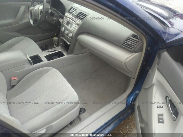 Photo 4 VIN: 4T1BF3EK8AU533321 - TOYOTA CAMRY 