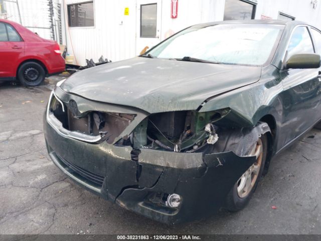 Photo 5 VIN: 4T1BF3EK8AU557358 - TOYOTA CAMRY 