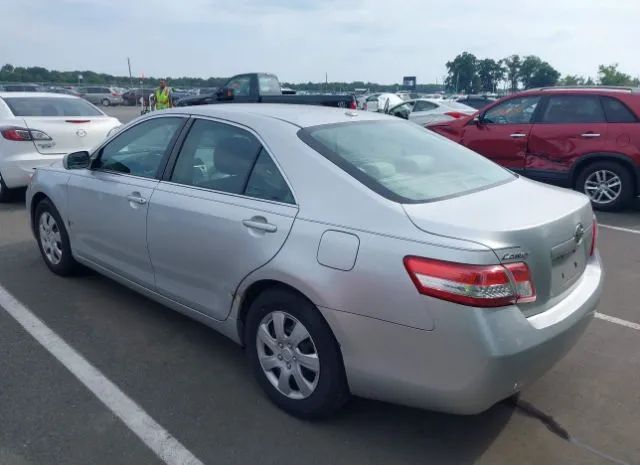 Photo 2 VIN: 4T1BF3EK8AU560888 - TOYOTA CAMRY 