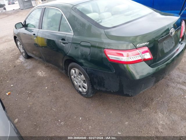 Photo 2 VIN: 4T1BF3EK8AU561782 - TOYOTA CAMRY 